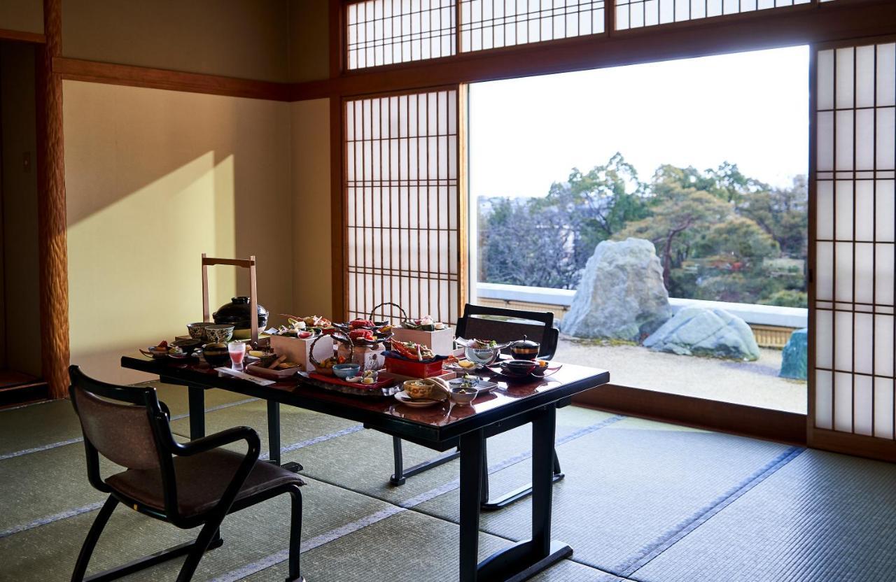 Tsukasa Royal